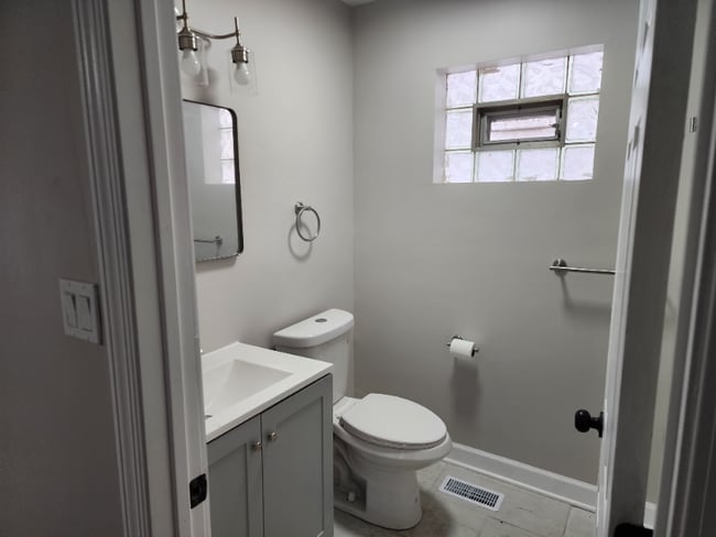 Photo - 11361 S May St