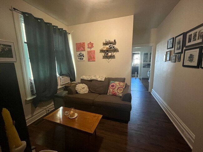 Photo - 404 4th St Unit apt A