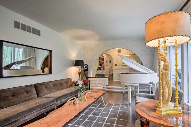 Photo - 28 Holiday Dr Unidad ID1300133P