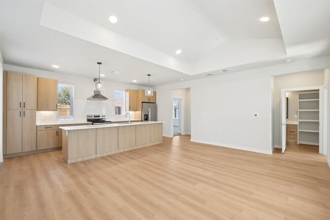 Photo - 3651 S Custer Rd