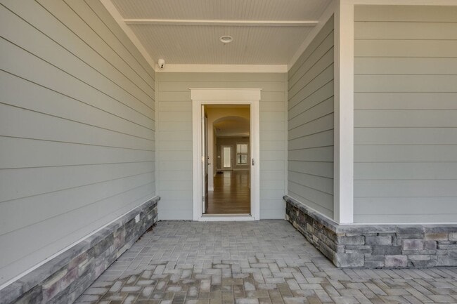 Photo - Spacious 3 Bed 2 Bath -The Landings At New Riverside