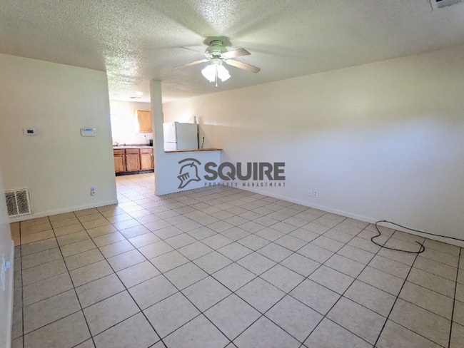 Photo - 6213-6215 Commodore Dr Unit 6215