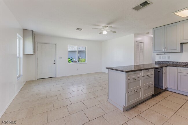 Photo - 16599 Davis Rd