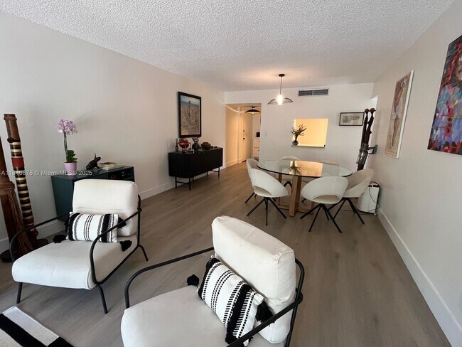 Photo - 100 Edgewater Dr Unit 203