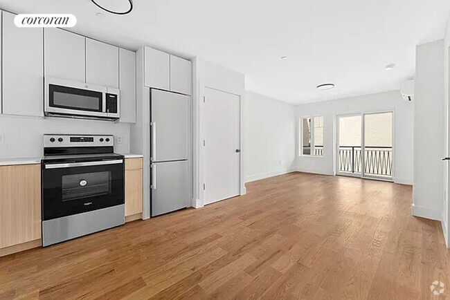 Building Photo - 61 Clarkson Ave Rental