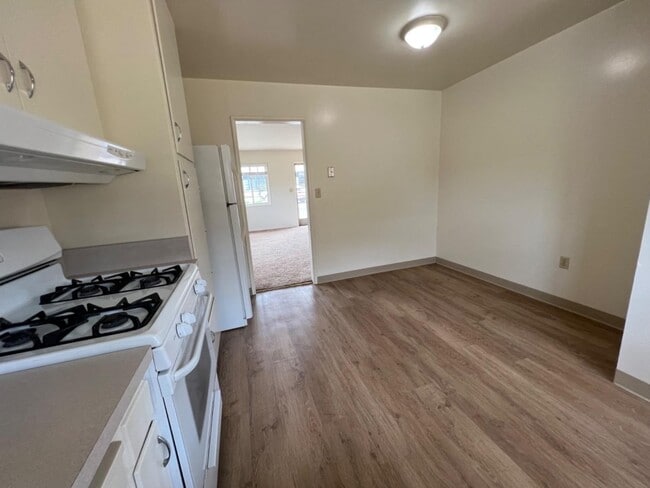 Photo - 1301 19th Ave