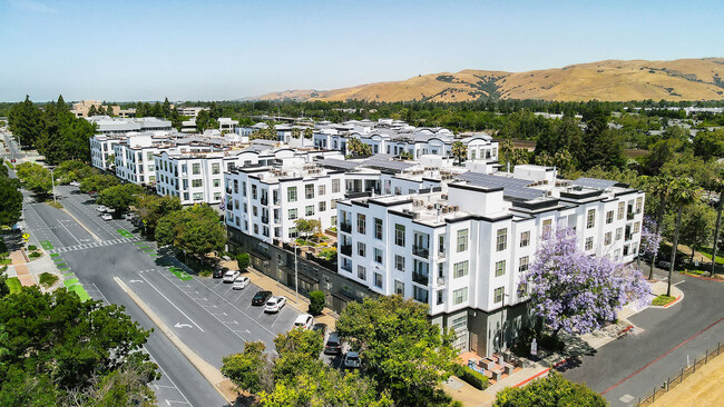 Exterior - Archstone Fremont Center Apartments