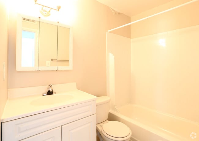 Photo - Summit Place Apartments