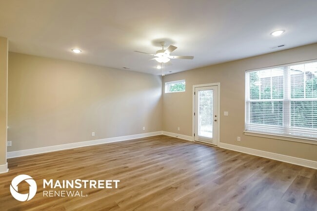 Photo - 158 Noble Pk Cir