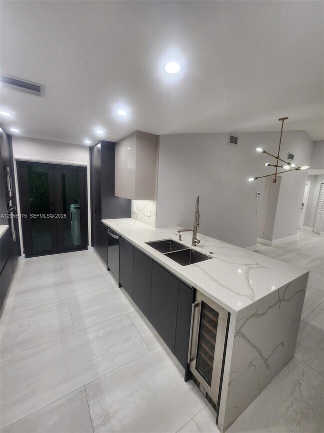 Building Photo - 6376 NW 170th Ln Unit 6376
