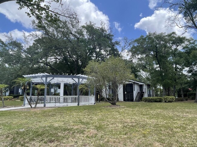 Photo - 226 Riverbend Dr