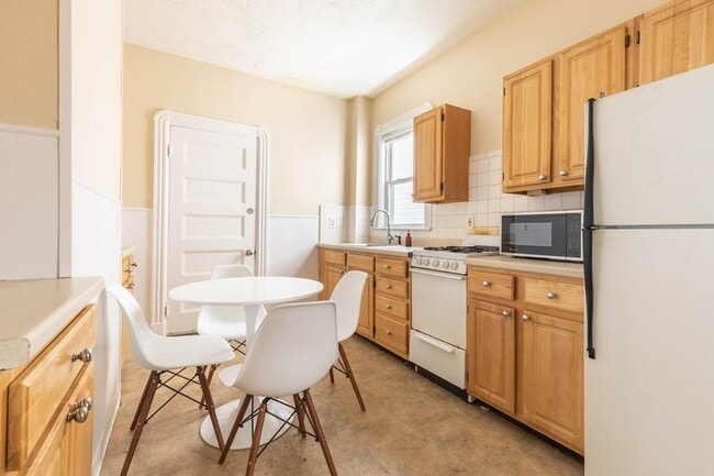 Photo - 789 Columbia Rd Unit 1