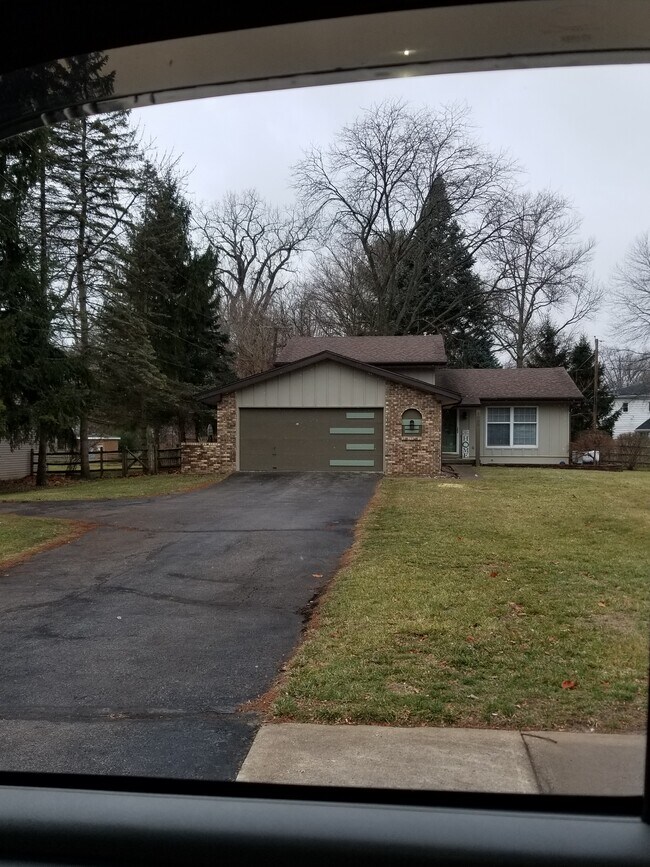 Photo - 4805 Whiteford Rd