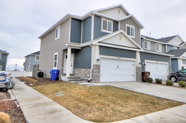 Photo - 7440 N Hutch Ln