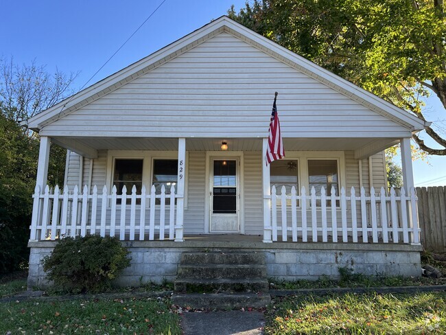 Front of House - 829 W Mountcastle St Rental