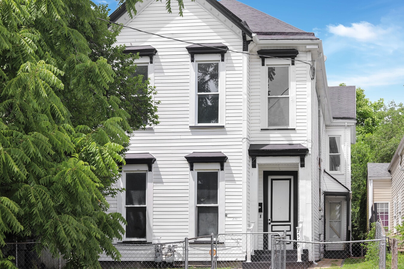 W Main - W Main Unit 2