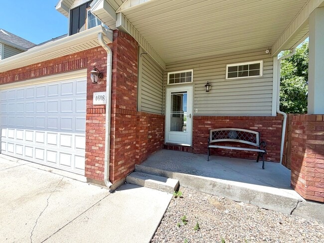 Photo - 4608 Garnet Way