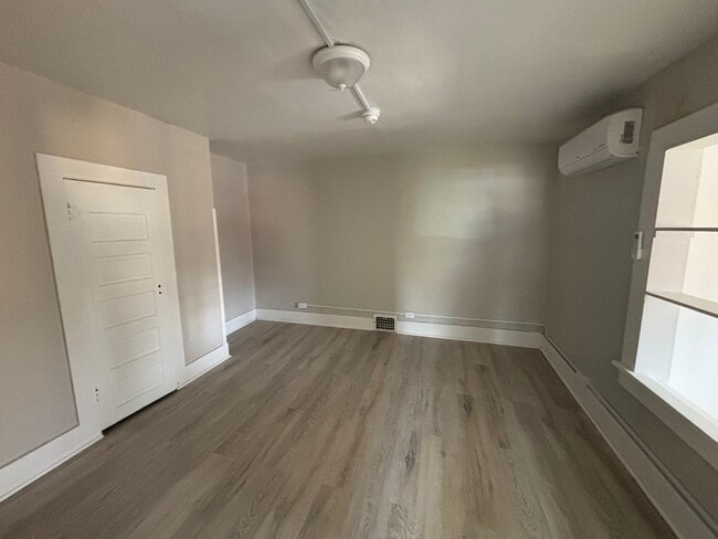 Photo - 14 E 6th Ave Unidad 5