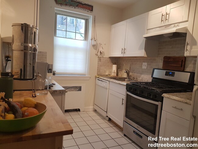 Photo - 1496 Beacon St Unit 4