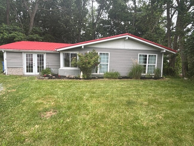 Photo - 584 Cedardale Dr