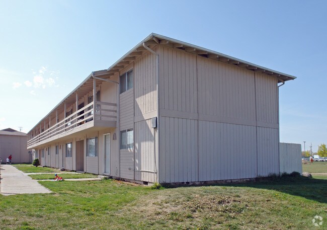 Western Village Apartments - Western Village Apartments