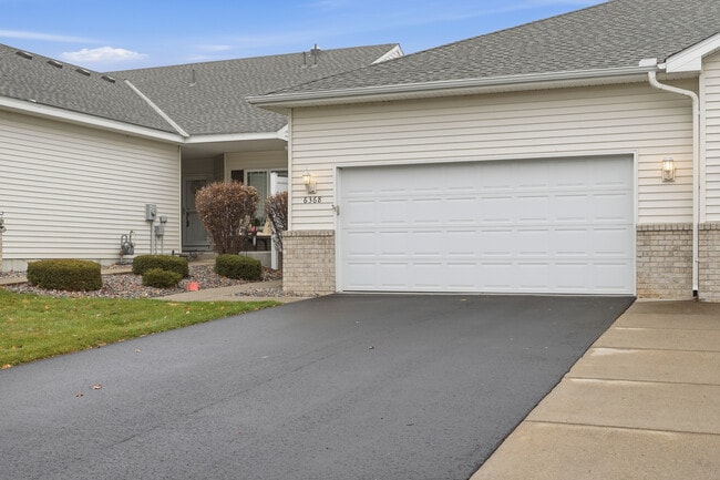 Photo - 6368 Manchester Ave NE