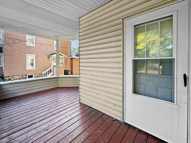 368 Garfield Ave