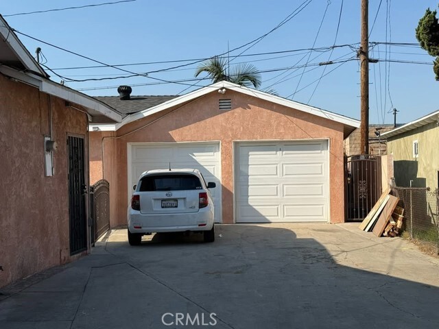 Photo - 6123 Pala Ave