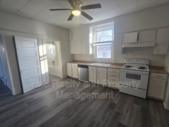 Photo - 819 N 9th St