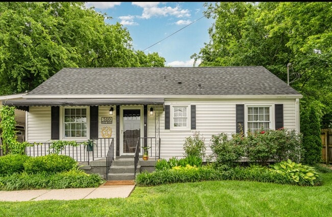 Building Photo - The Nations of West Nashville! Rental