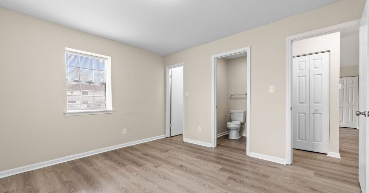 Photo - Harden Crossing Apts