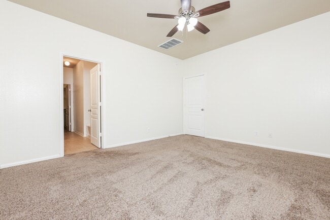 Building Photo - 8114 Malago Point Dr