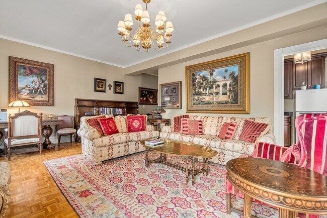 21 Beacon St Unit 3H