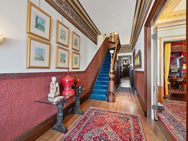 Photo - Superb & Historic 4 bedroom 3 & 1/2 bathro...