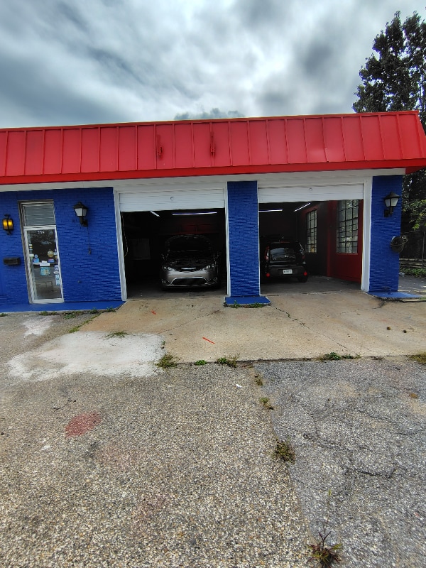 Photo - 715-717-717 E Main St