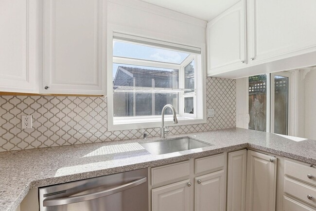 Photo - Freshly Renovated Single-Family Townhouse for Rent