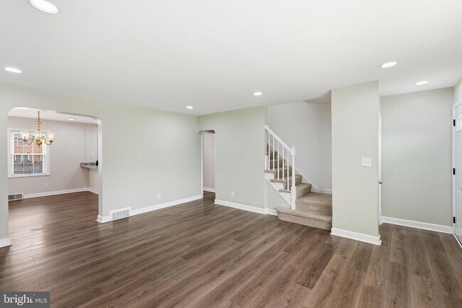 Photo - 8130 Kirkwall Ct