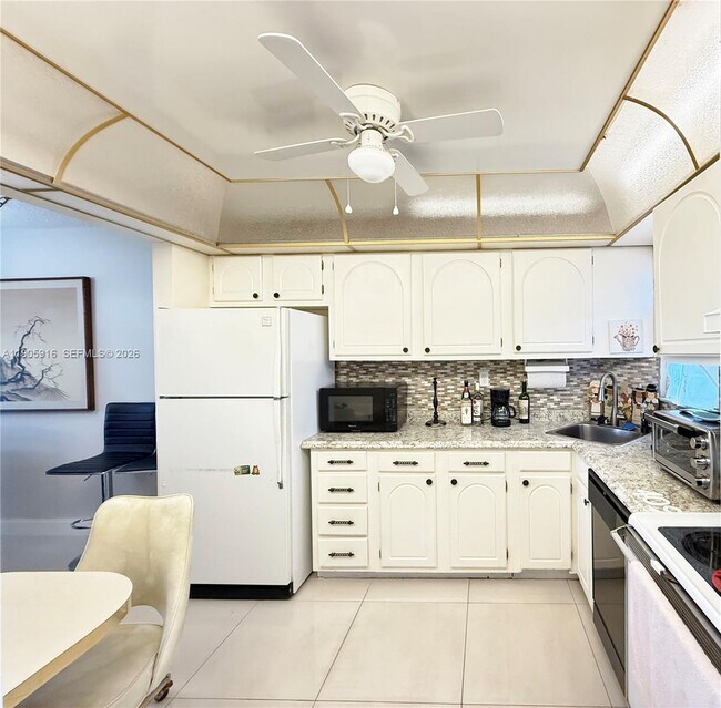 Photo - 8900 Washington St Unit 409