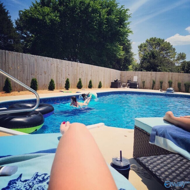 862 Highland Dr