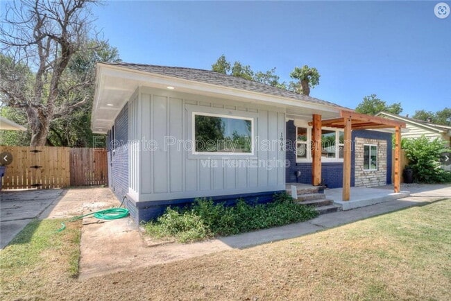 Photo - 1908 Sheffield Rd