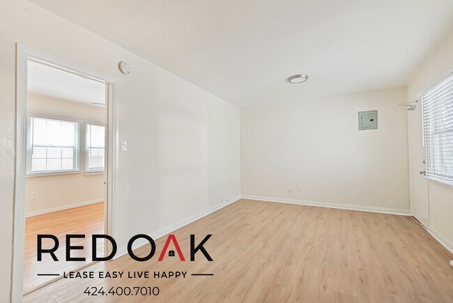 Photo - ~1 Month FREE~ Spacious One Bedroom with K... Unit 204