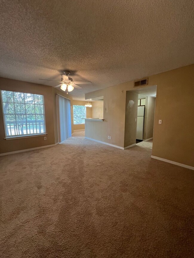 $500 OFF 1 BED 1 BATH CONDO IN THE HEART O... - $500 OFF 1 BED 1 BATH CONDO IN THE HEART O...