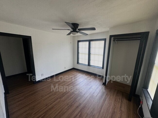 1504 Luzon St Unit A