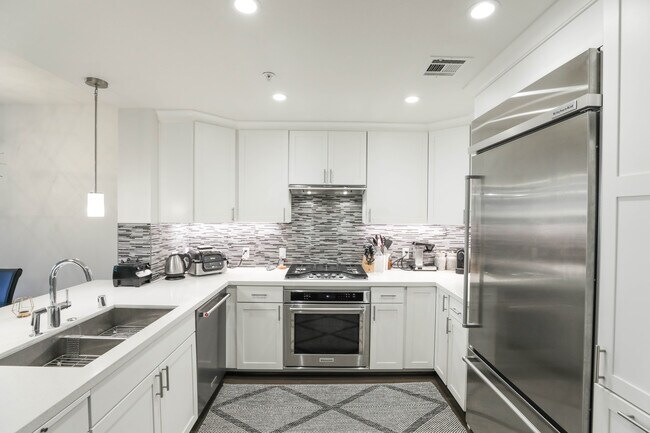 Photo - 1000 Dewing Ave Unit 308