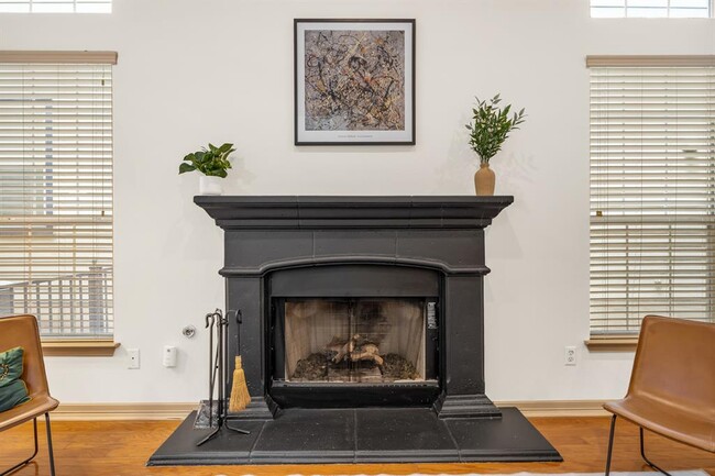 Photo - 6704 Menchaca Rd