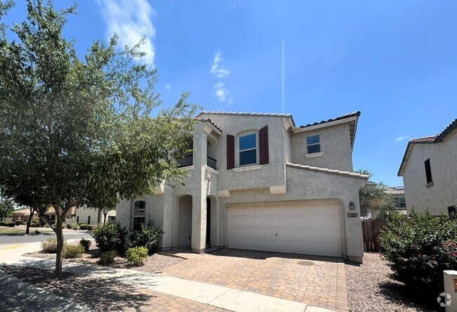 Building Photo - COMING SOON! LYONS GATE 5 BDRM + LOFT W CO...