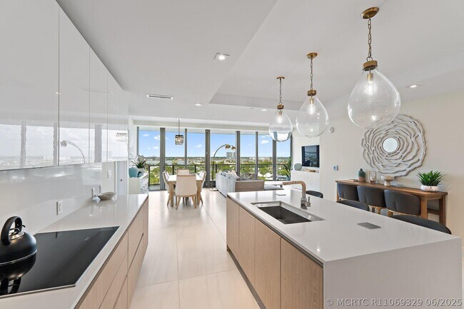 3100 N Ocean Dr Unit 906
