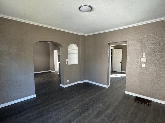 Photo - 303 Forest Ave