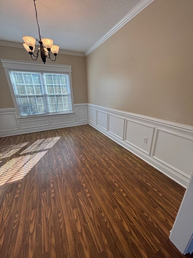 Photo - AVAILABLE NOW!