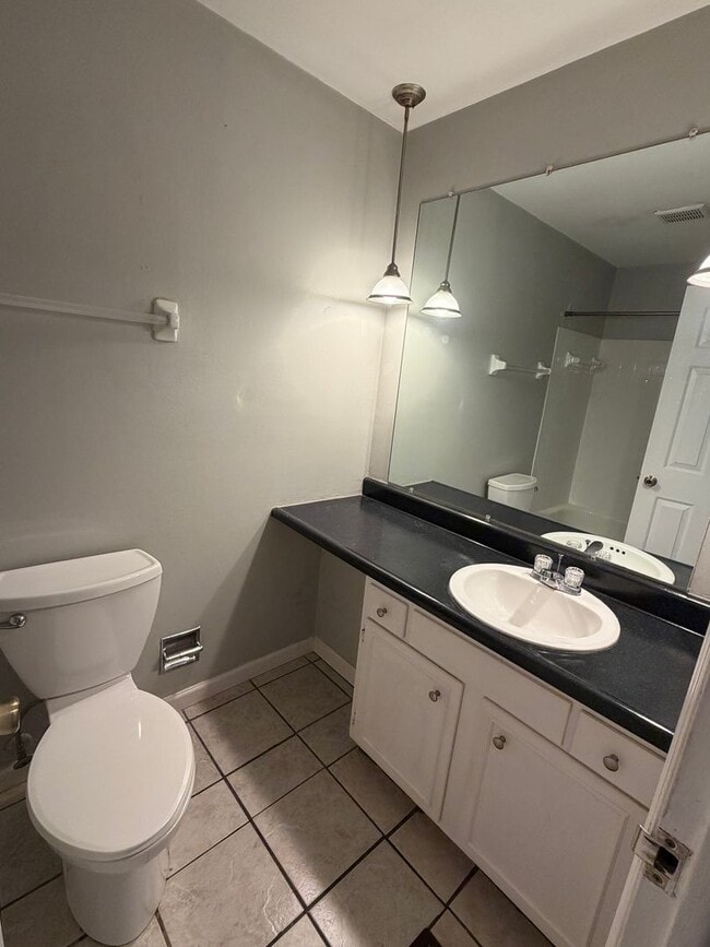Photo - 1306 Black Forest Dr Unit B